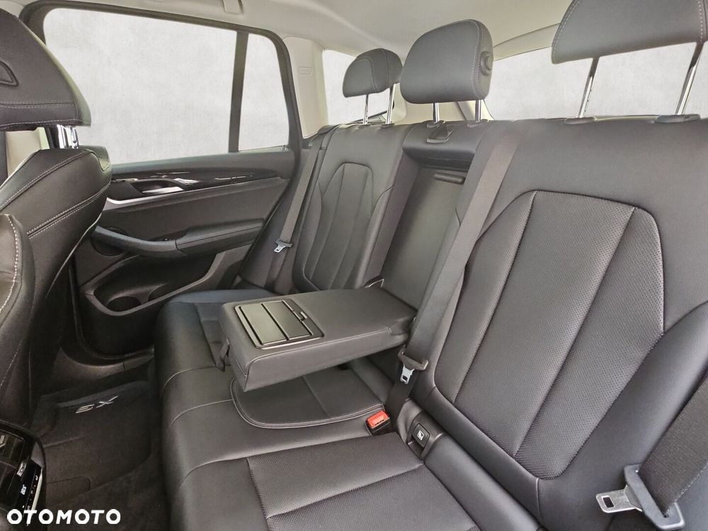 BMW X3 - 27