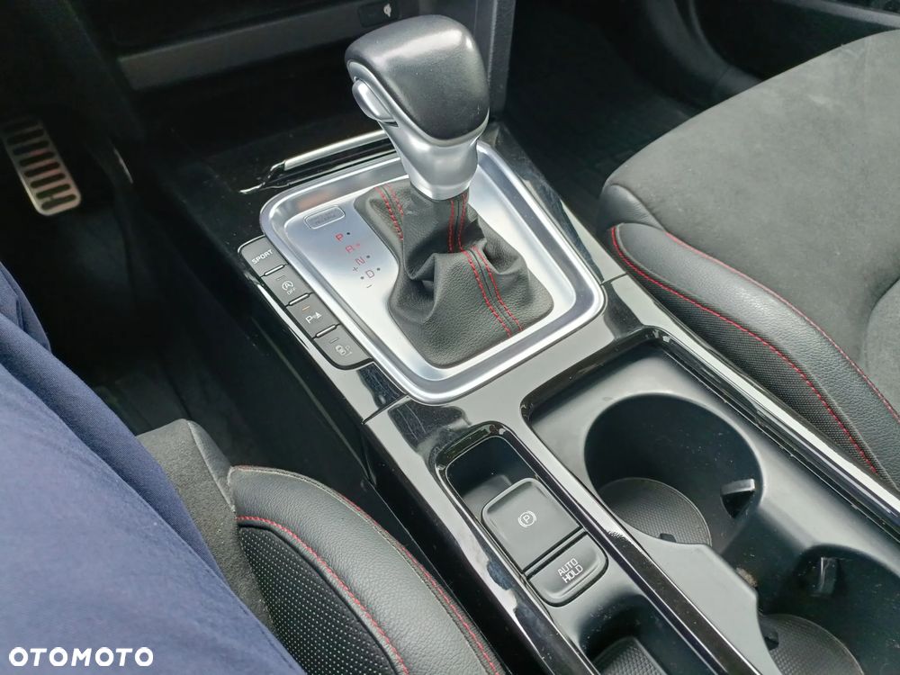 Kia ProCeed - 19