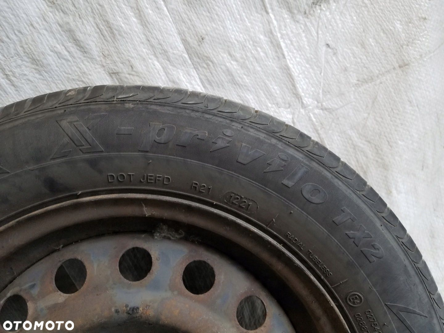OPONA OPONY TRACMAX X-PRIVILO TX2 185/65 R15 88H - 3