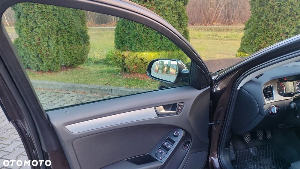 Audi A4 Limousine 2.0 TDI DPF quattro S line Sportpaket (plus) - 19