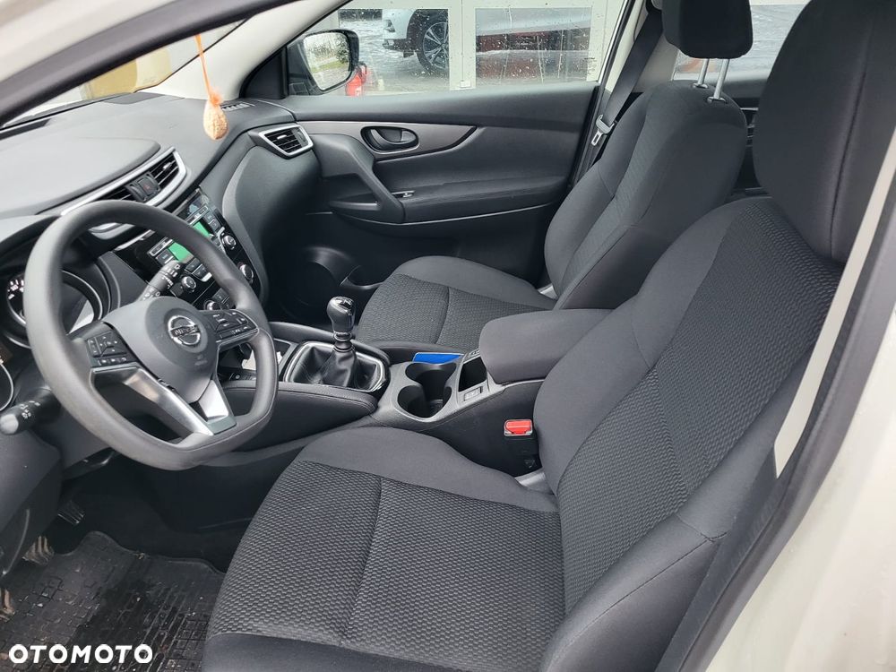 Nissan Qashqai 1.2 DIG-T N-Connecta EU6 - 7