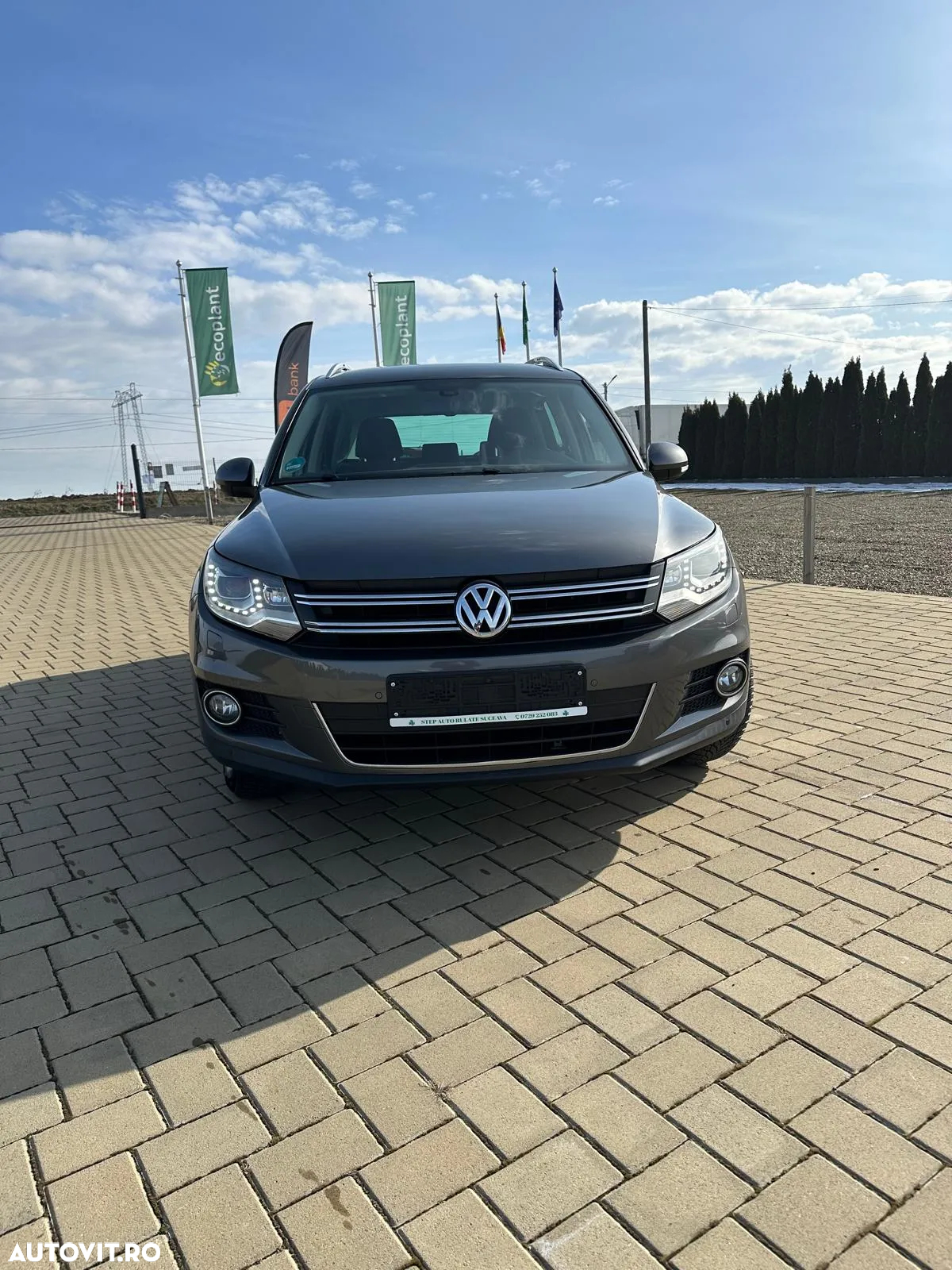 Volkswagen Tiguan 2.0 TDI 4Motion DSG Sport & Style - 2