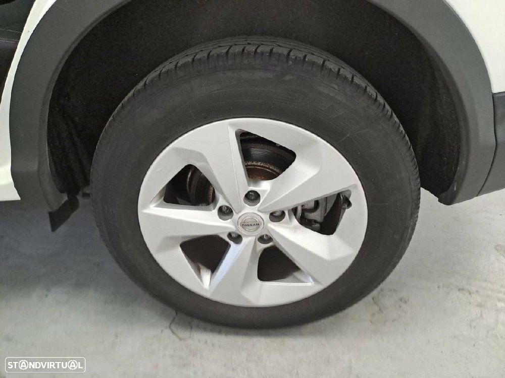 Nissan Qashqai 1.5 dCi N-Connecta - 11