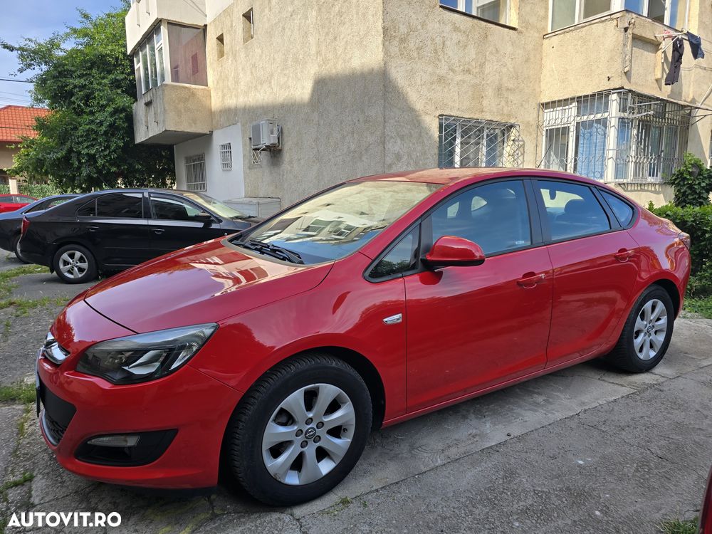 Opel Astra 1.4 Turbo ECOTEC Selection - 1