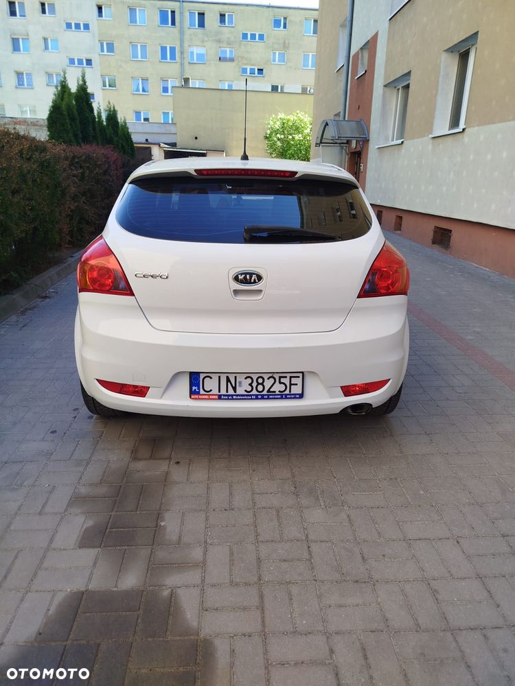 Kia Ceed 1.6 CVVT EX - 5