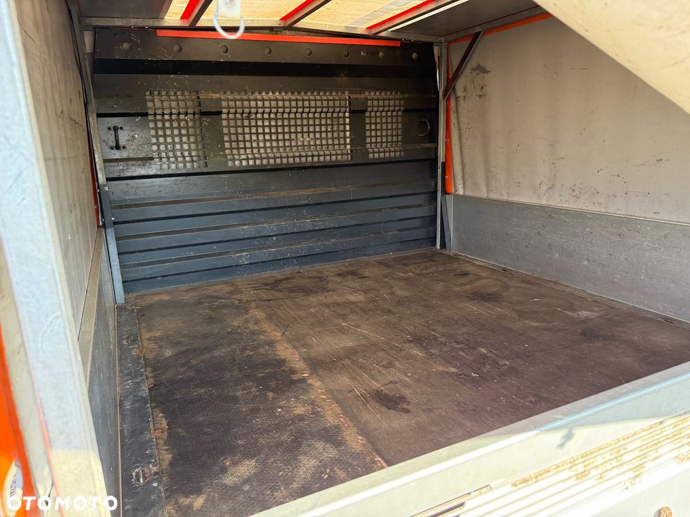 Ford Transit - 15
