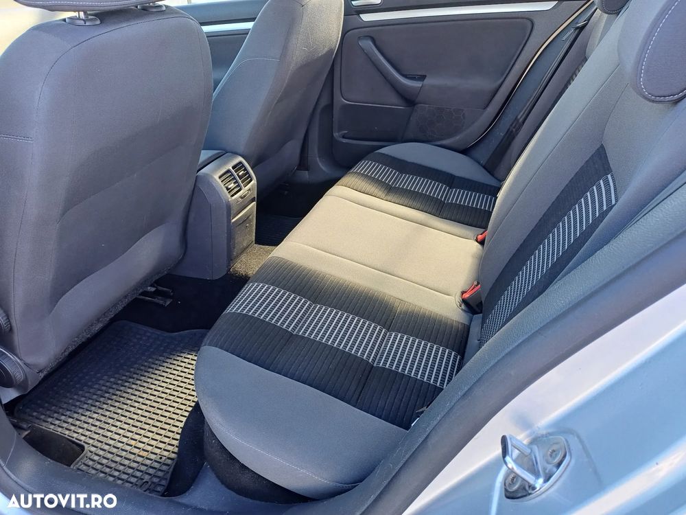 Volkswagen Golf 1.4 United - 9