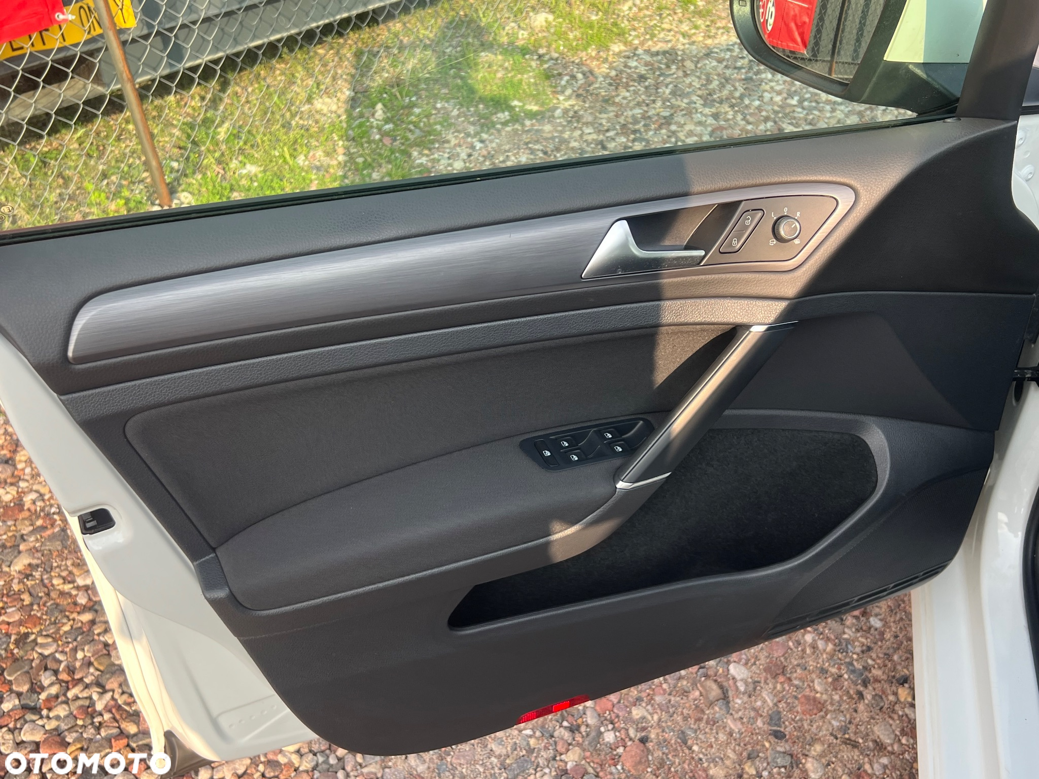 Volkswagen Golf VIII 1.5 TSI EVO Style - 27