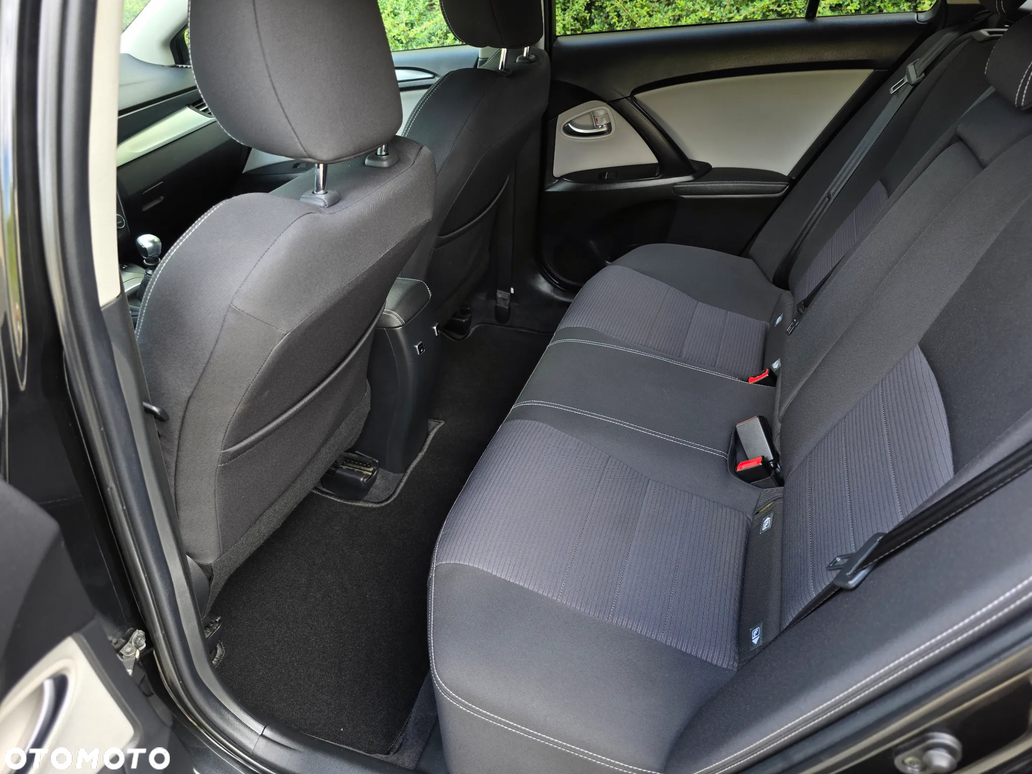 Toyota Avensis Touring Sports 1.8 Team Deutschland - 22