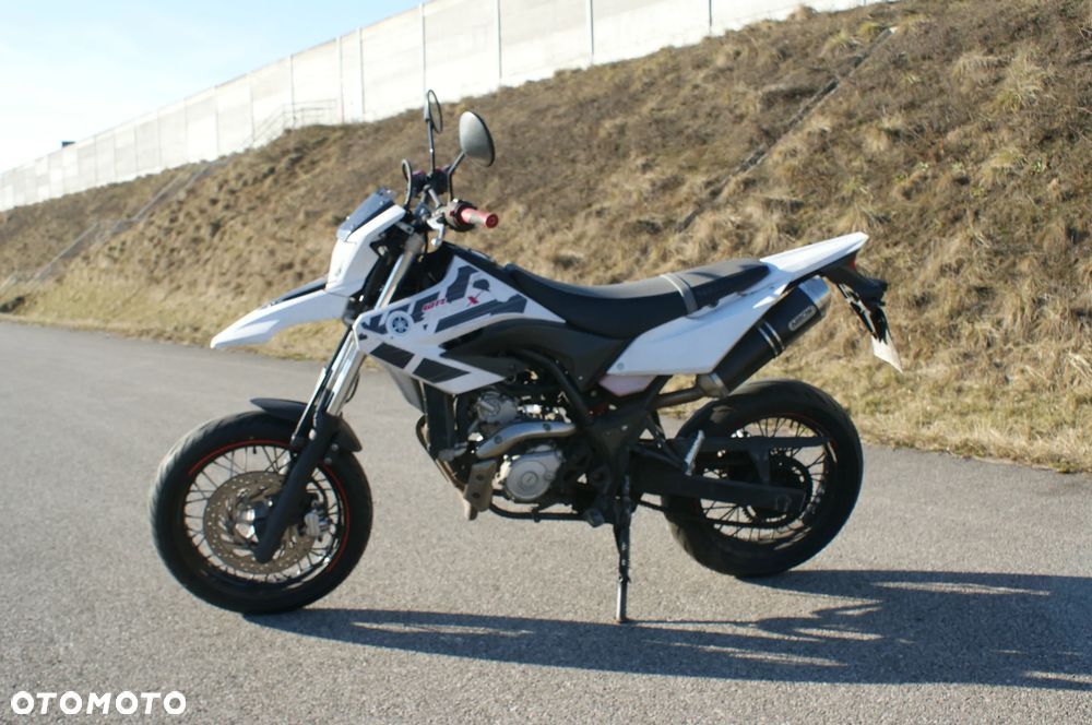 Yamaha WR - 6