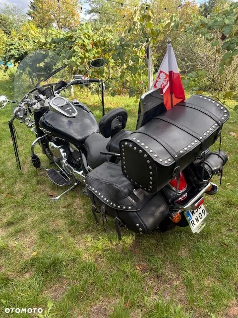 Suzuki Intruder - 3
