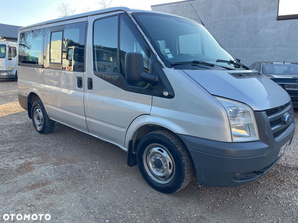 Ford Transit - 10