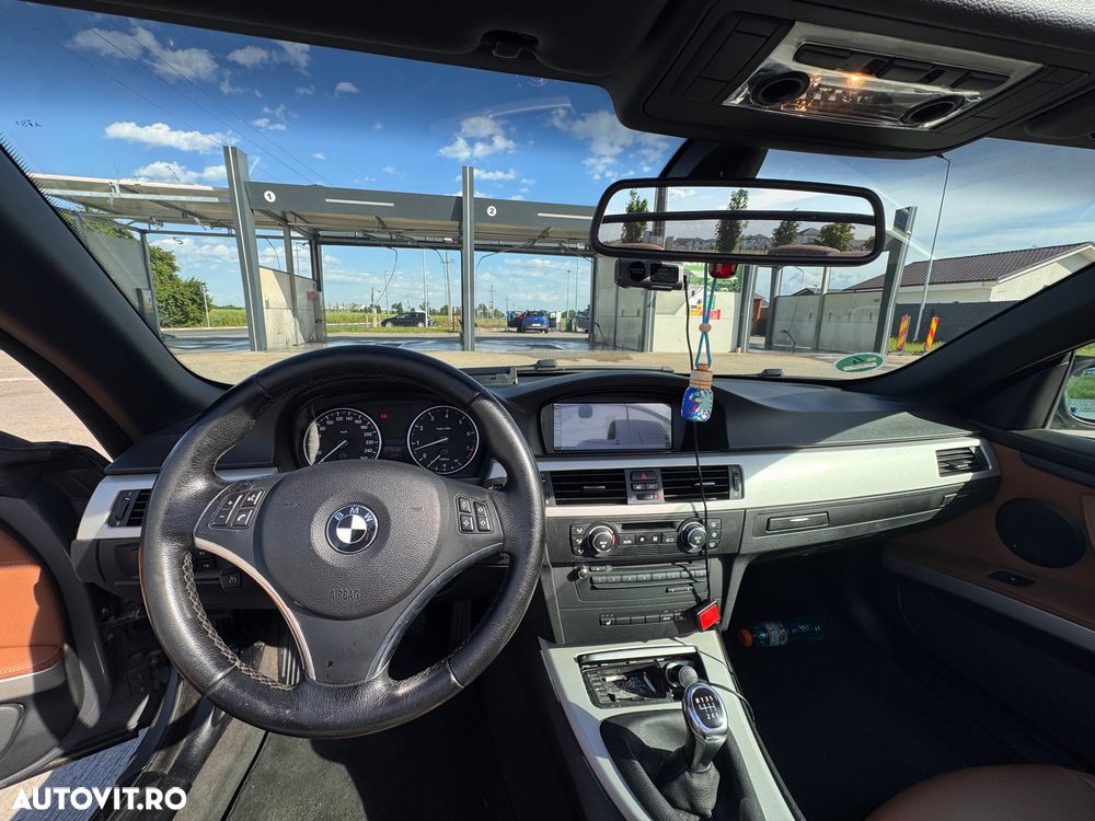 BMW Seria 3 320i - 7