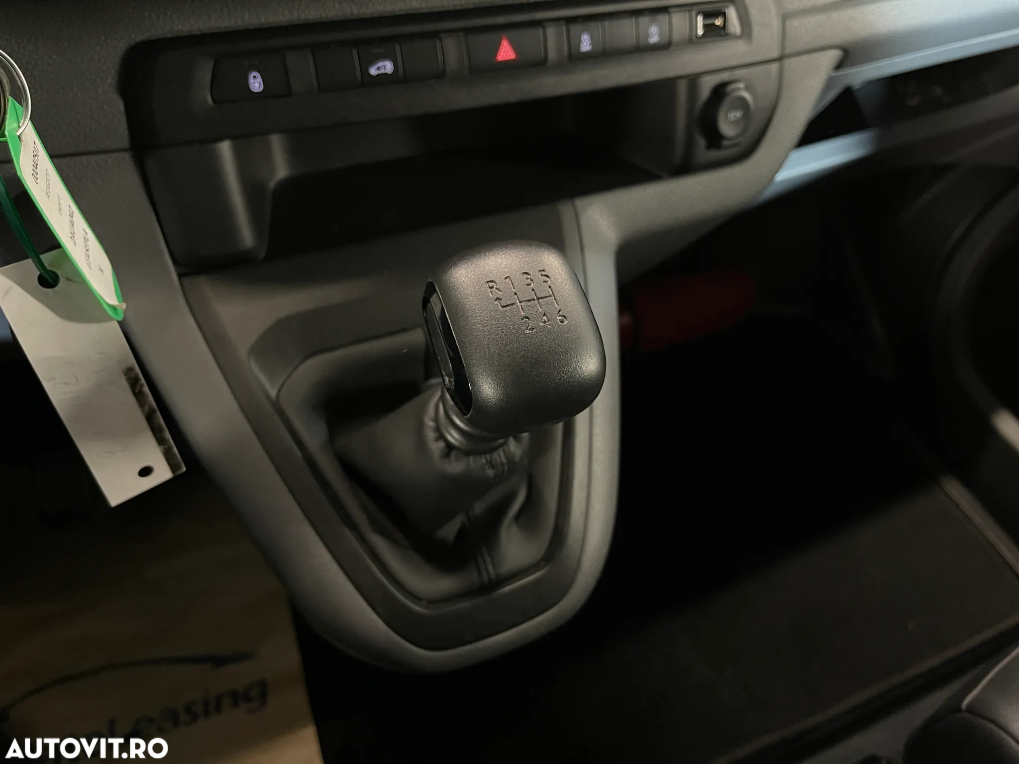 Peugeot Expert - 22