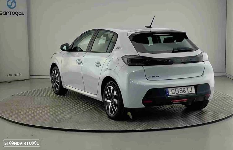 Peugeot 208 - 5