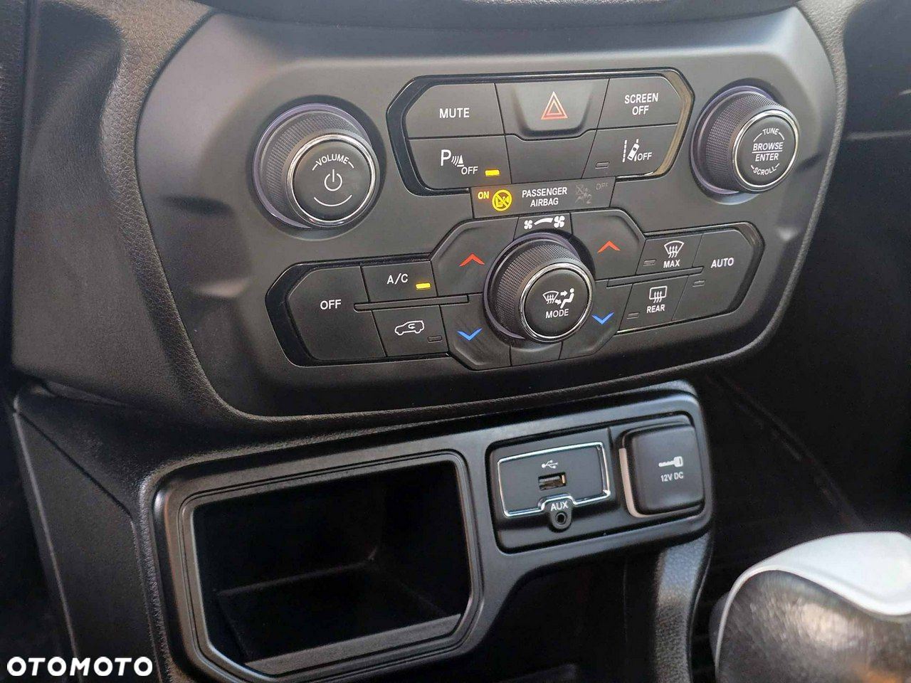Jeep Renegade - 9