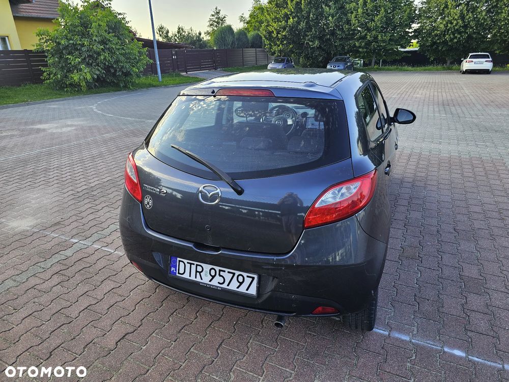 Mazda 2 - 6