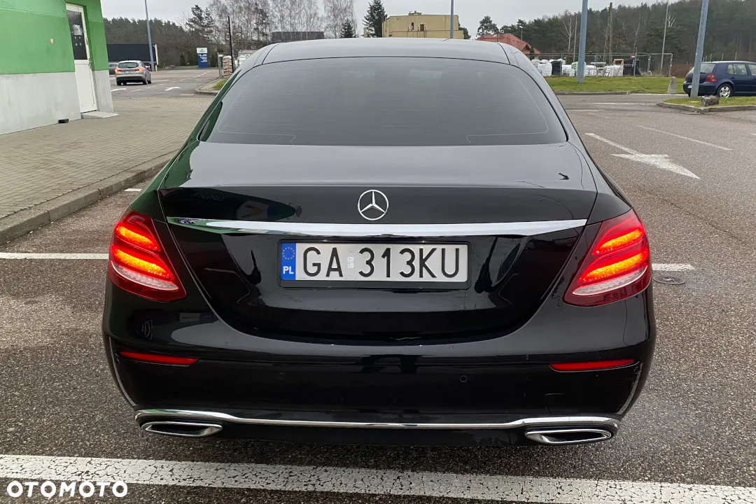 Mercedes-Benz Klasa E 220 d 9G-TRONIC - 6