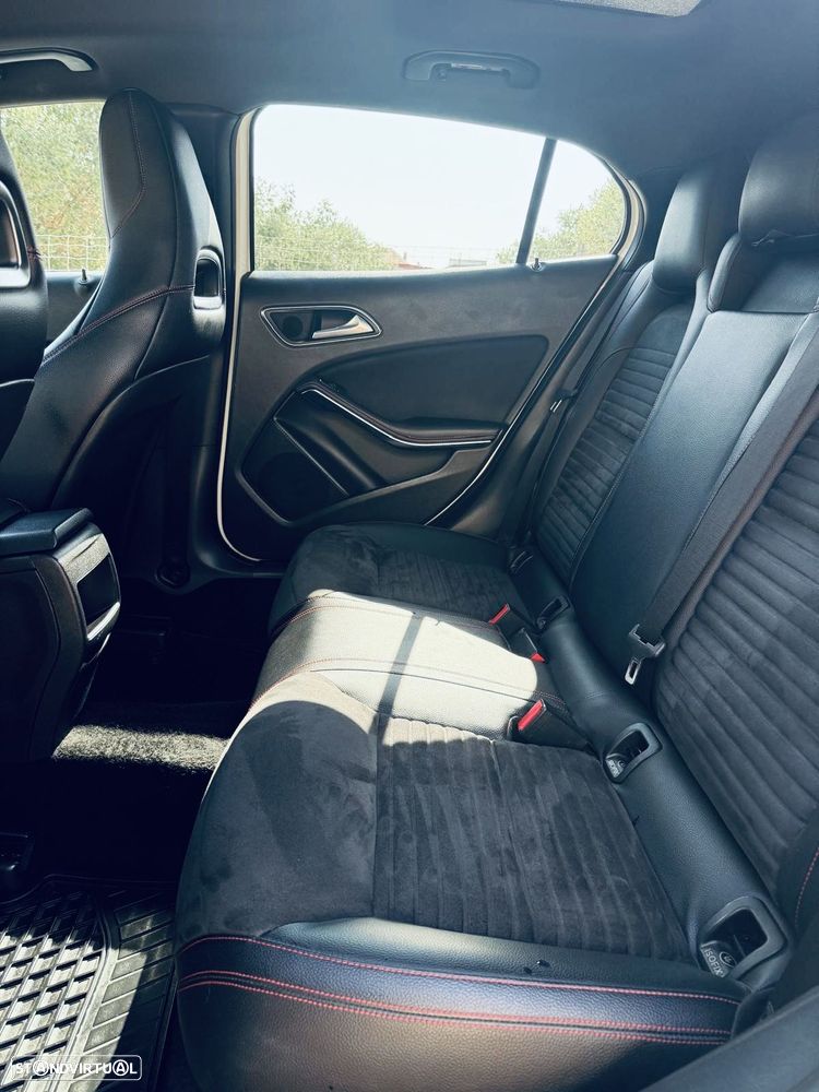 Mercedes-Benz GLA 220 CDI AMG Line - 16