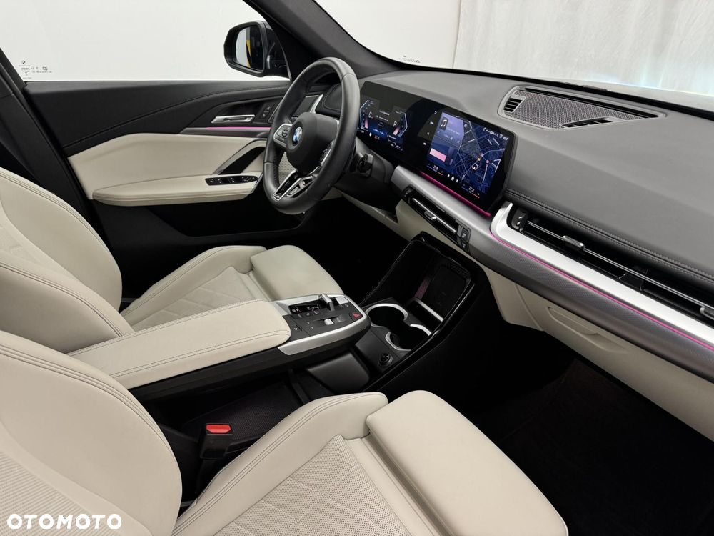 BMW X1 - 23
