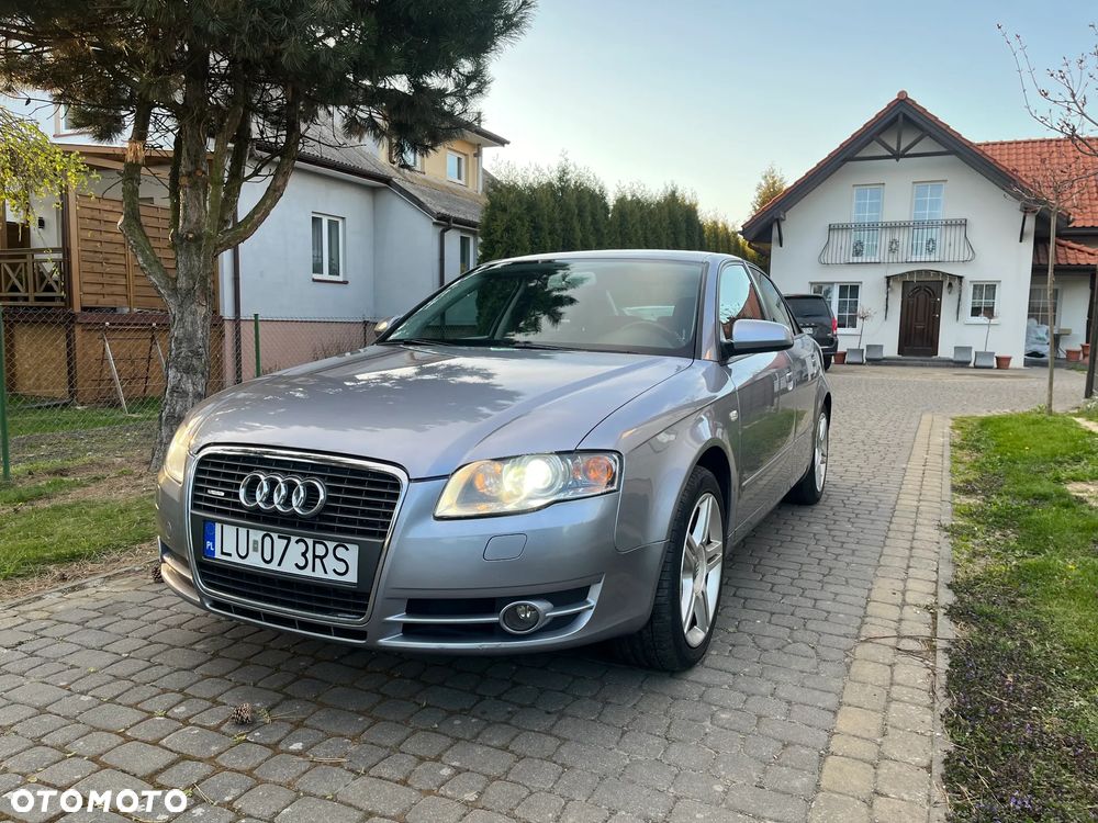 Audi A4 Limousine 1.8 T quattro - 1