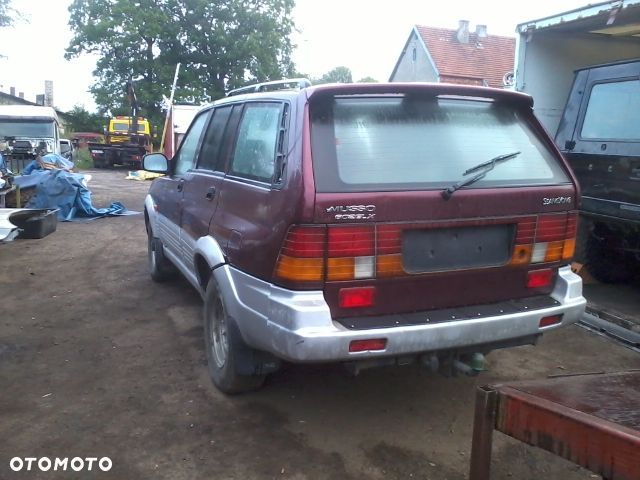 SSANGYONG MUSSO LKW DAWCA CZĘŚCI ŚRUBA 2.9D - 3