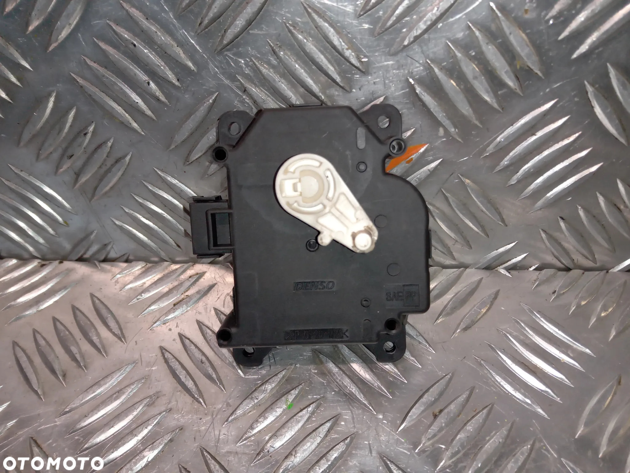 Silniczek regulacji nawiewów SMART ForFour 454 - 2
