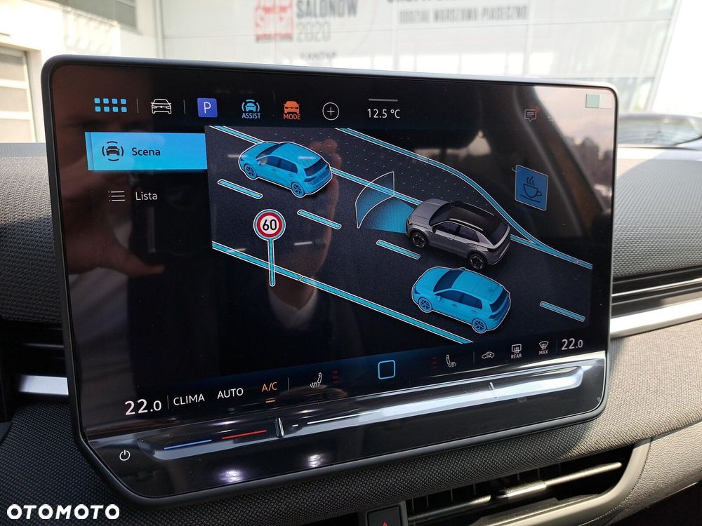 Volkswagen T-Roc 1.5 eTSI Life DSG - 29