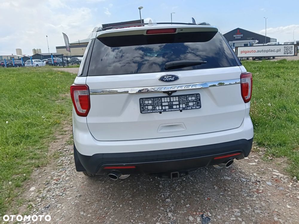 Ford Explorer - 9