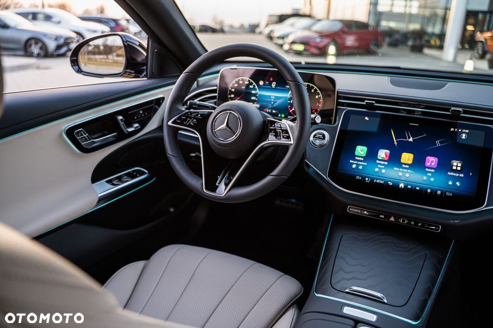 Mercedes-Benz Klasa E - 17