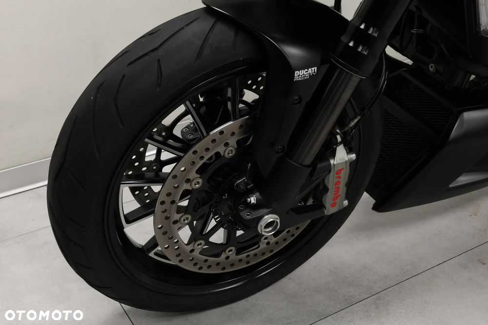 Ducati Diavel - 33