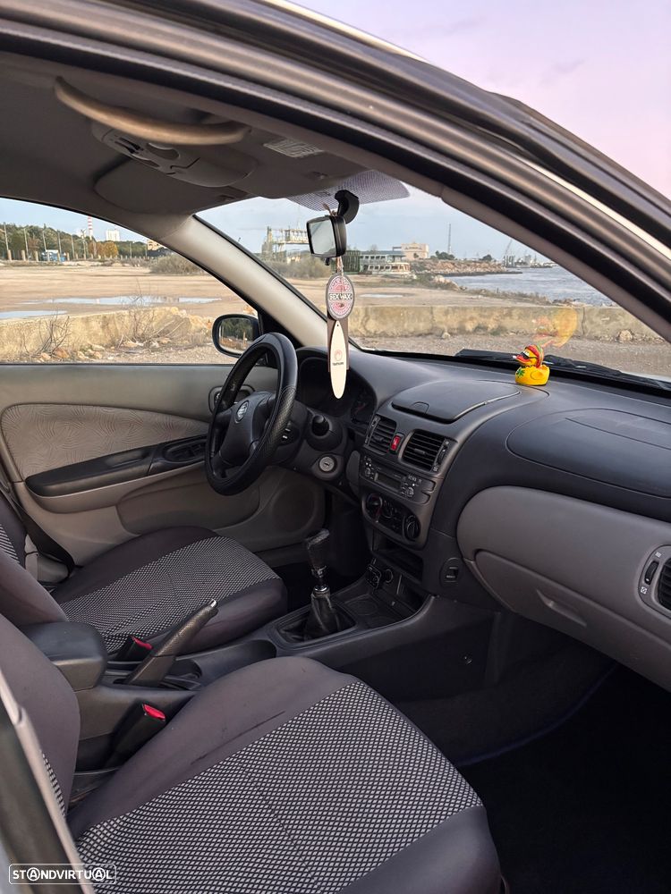 Nissan Almera 1.5 Luxury ABS+AC - 7