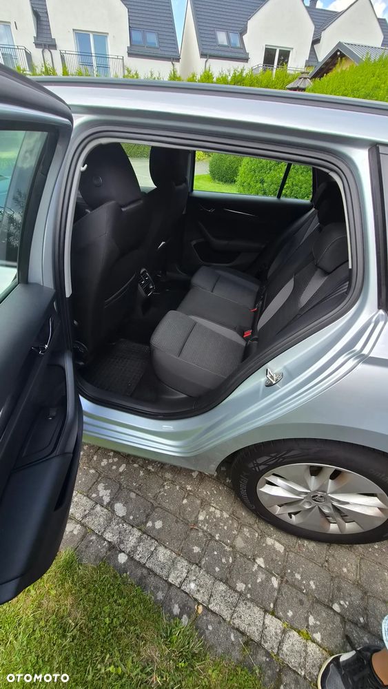 Skoda Octavia 2.0 TDI Ambition DSG - 13