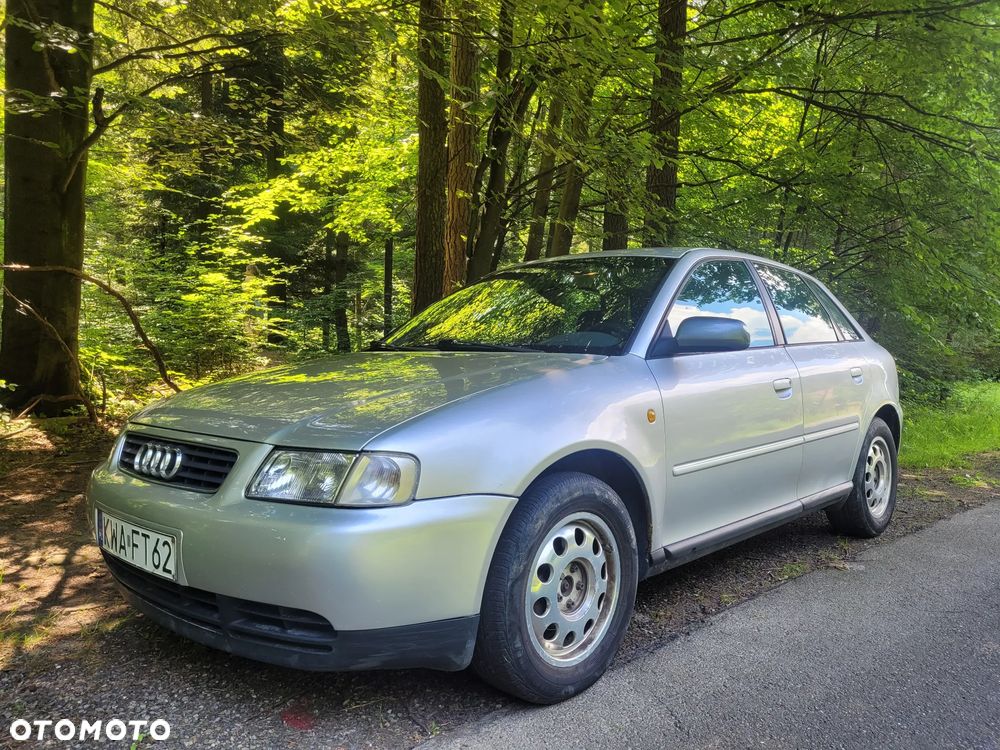 Audi A3 Sportback 1.6 Ambiente - 6