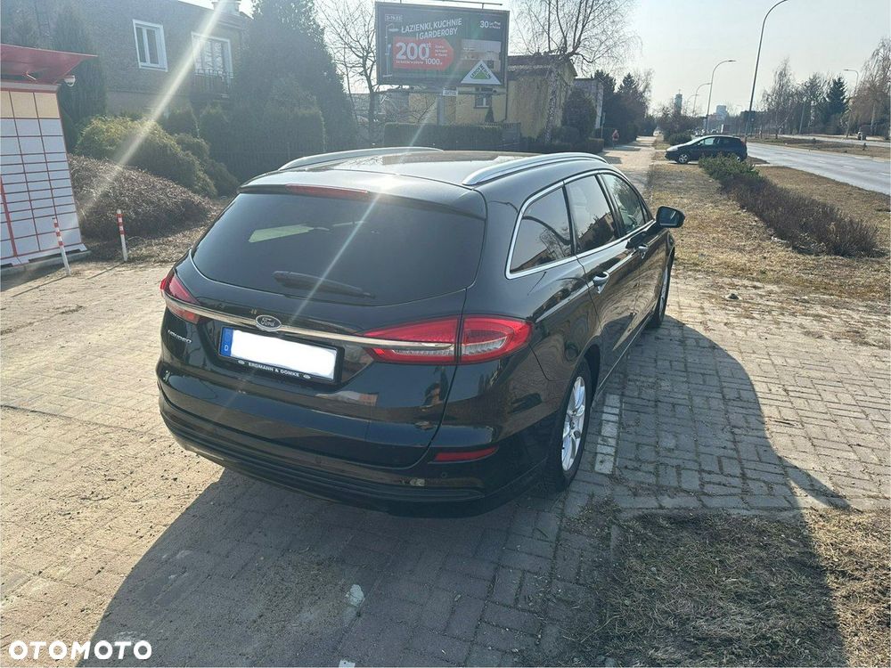 Ford Mondeo - 7