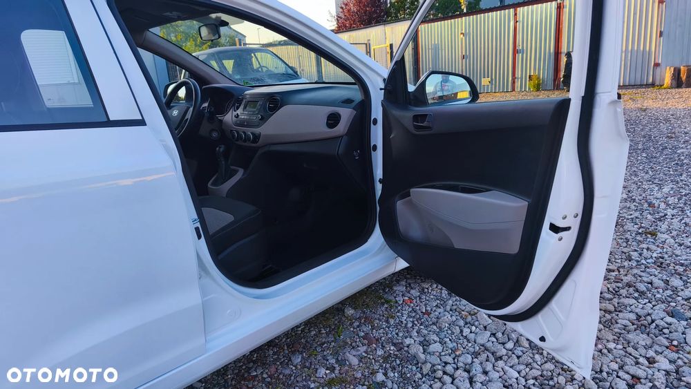 Hyundai i10 - 19