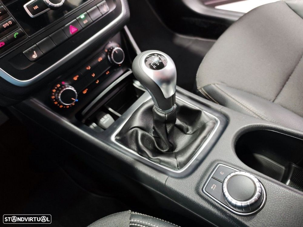 Mercedes-Benz A 180 CDi BE Urban - 24