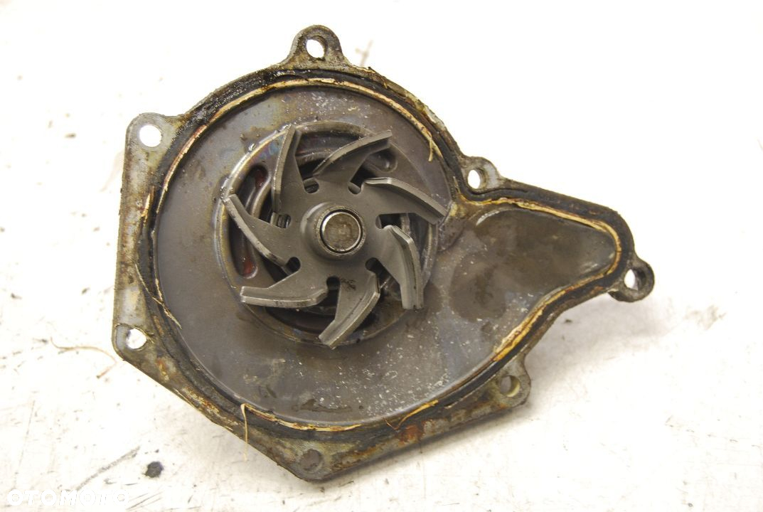 POMPA WODY 09062928 AUDI A4 B7 2.7 3.0 TDI - 2