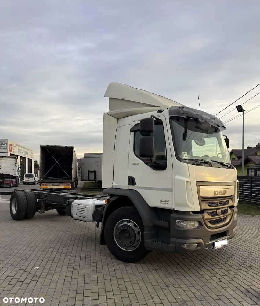 DAF LF 320 FA 119/ZFC AUTOMAT 2017 ROK ,EURO6, RAMA DO ZABUDOWY, DMC 18000kg, Kabina Sypialna - 4