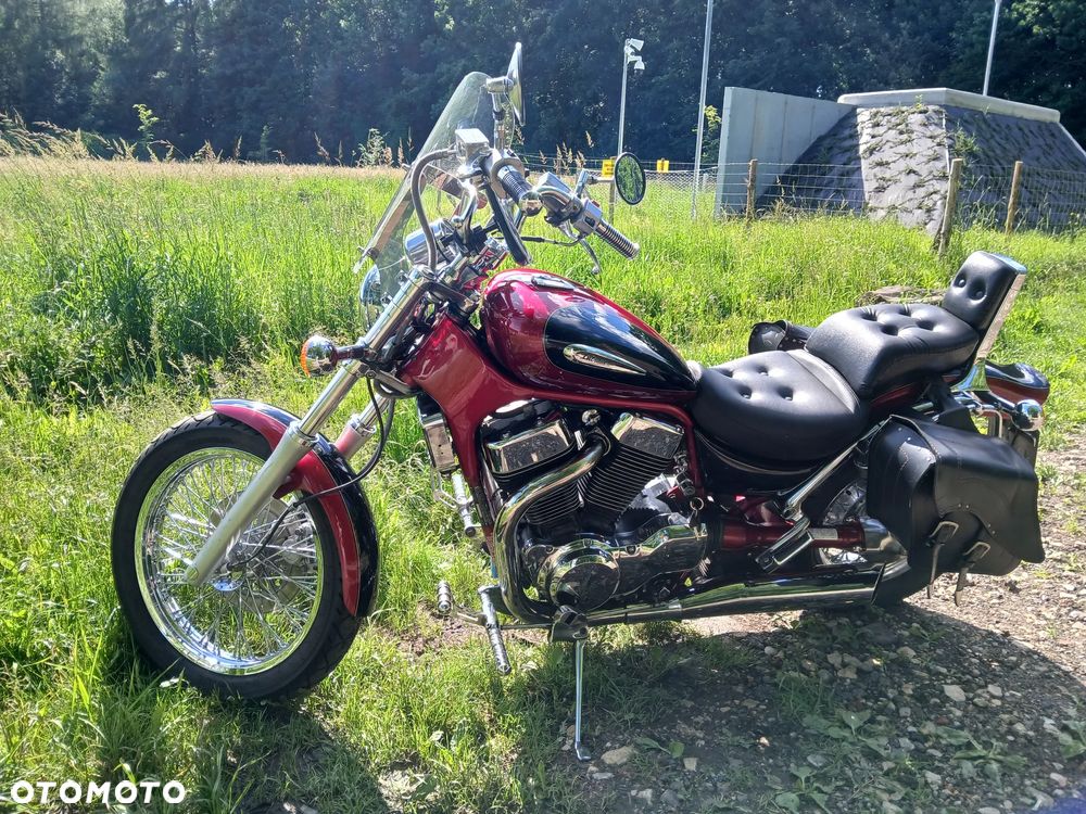 Suzuki Intruder - 14