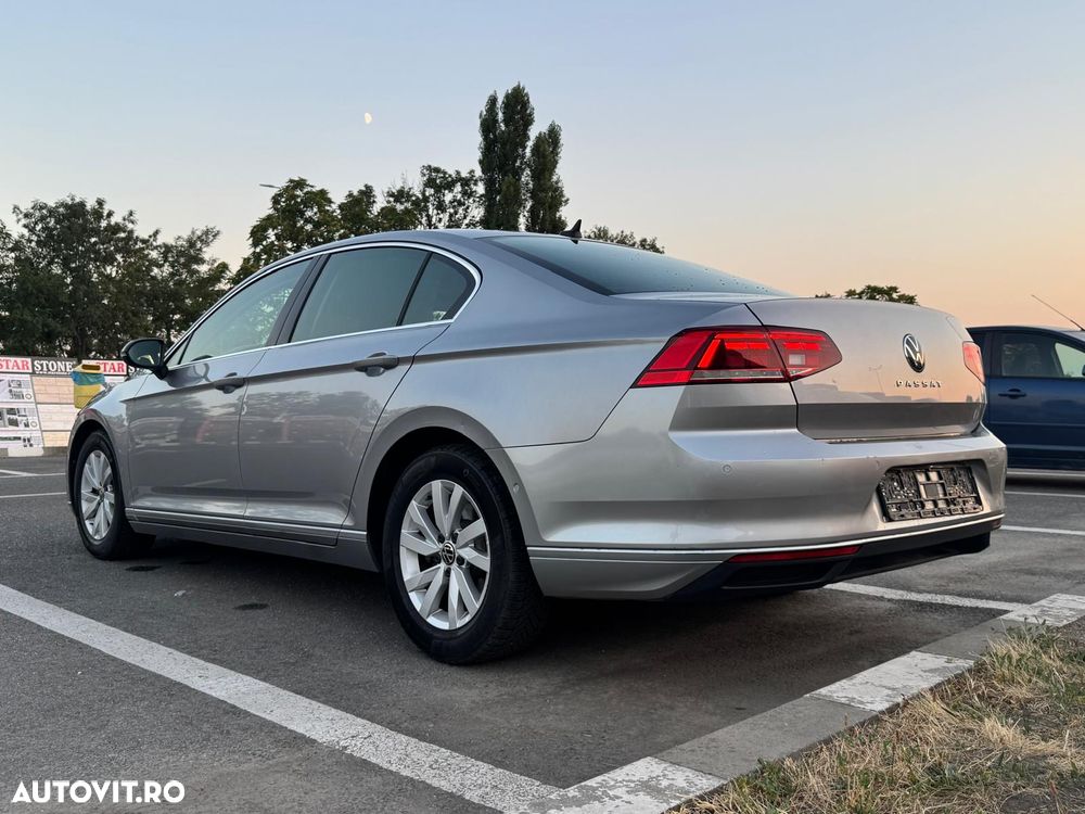Volkswagen Passat 2.0 TDI SCR DSG Business - 34