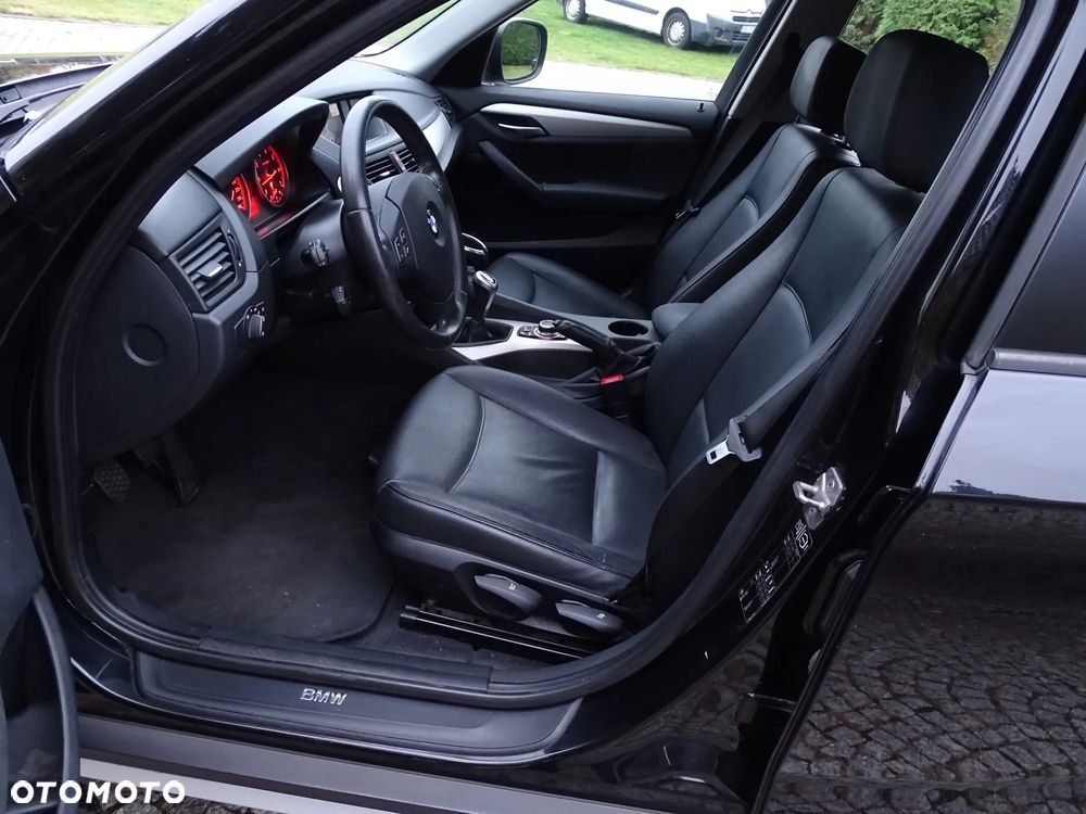 BMW X1 - 32