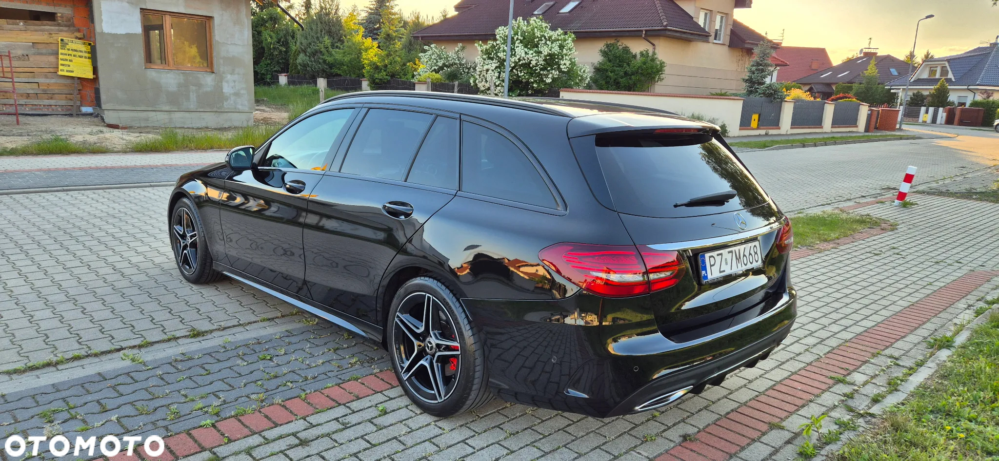 Mercedes-Benz Klasa C 160 T 9G-TRONIC AMG Line - 12