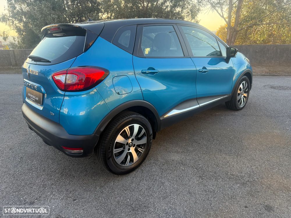 Renault Captur ENERGY TCe 90 Experience - 4