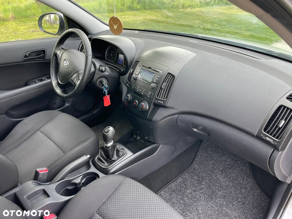 Hyundai i30 i30cw 1.4 Edition Plus - 6