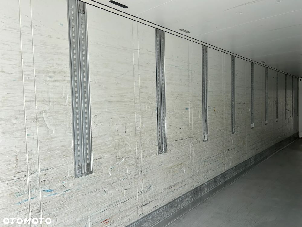 Schmitz Cargobull THERMO KING SL-200e / DOPPELSTOCK / 7 CM GRUBA ŚCIANA / DIESEL + ELEKTRYK / WYSOKOŚĆ W ŚRODKU 2.70 M / 2012 ROK !! - 37