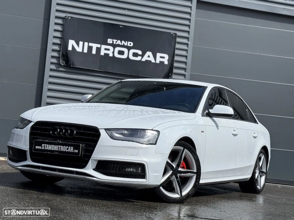 Audi A4 2.0 TDI Business Line S-line - 24