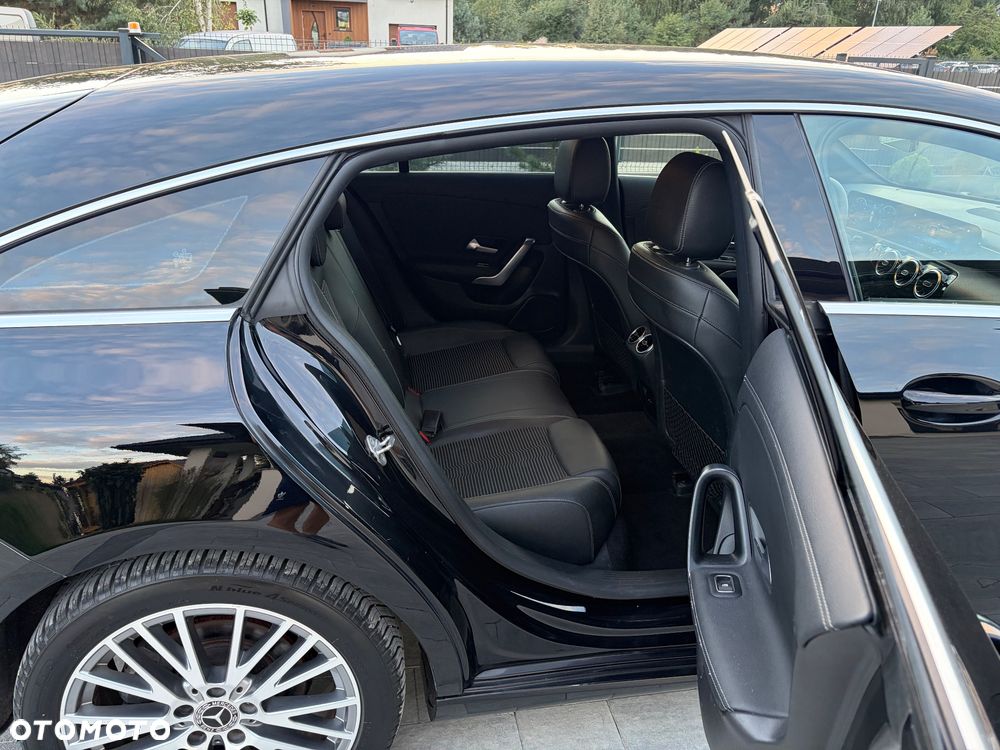Mercedes-Benz CLA 200 d 8G-DCT Progressive - 15