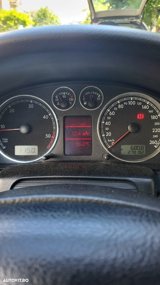 Volkswagen Passat - 7