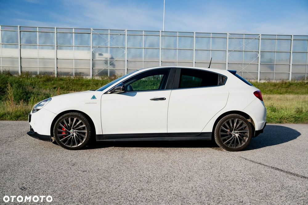 Alfa Romeo Giulietta 1750 TBi QV TCT - 11